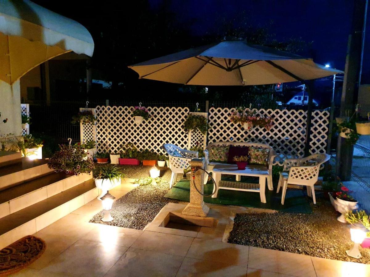 Casa Soarelui Hotel Costinesti Bagian luar foto